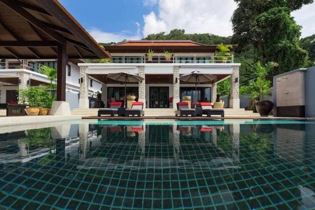 Biệt thự Seaview Villa芭东一线海景豪华6卧别墅 3晚免费接机 女佣管家服务 早餐 *